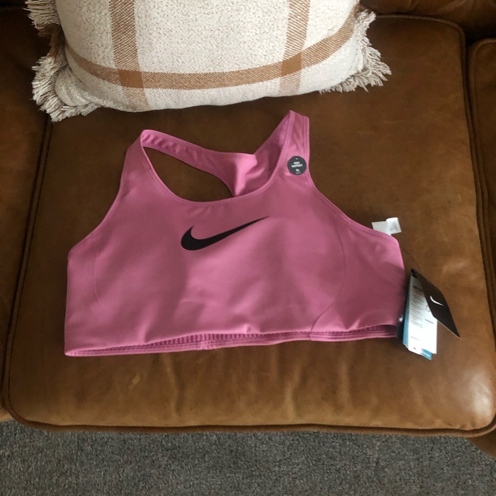 Sports bra